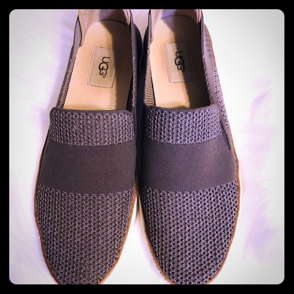 UGG Sammy knit mesh sneaker leather trim shoes